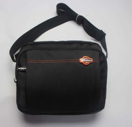 单肩包的魅力 箱包销售市场的新趋势